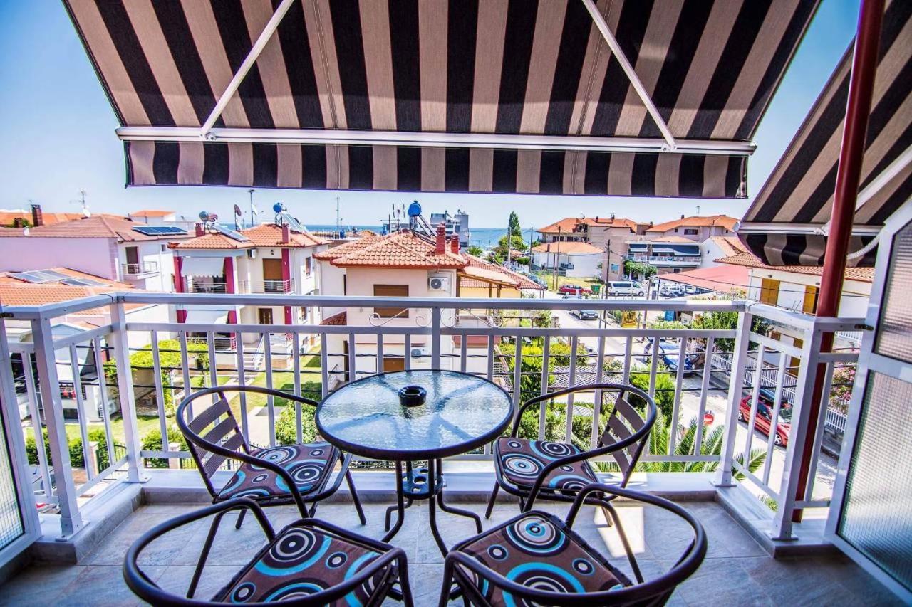 Angels Apartment Vrasná Екстериор снимка